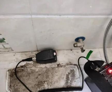 蚌埠市屋顶漏水维修公司分享下卫生间漏水的危害及解决方法